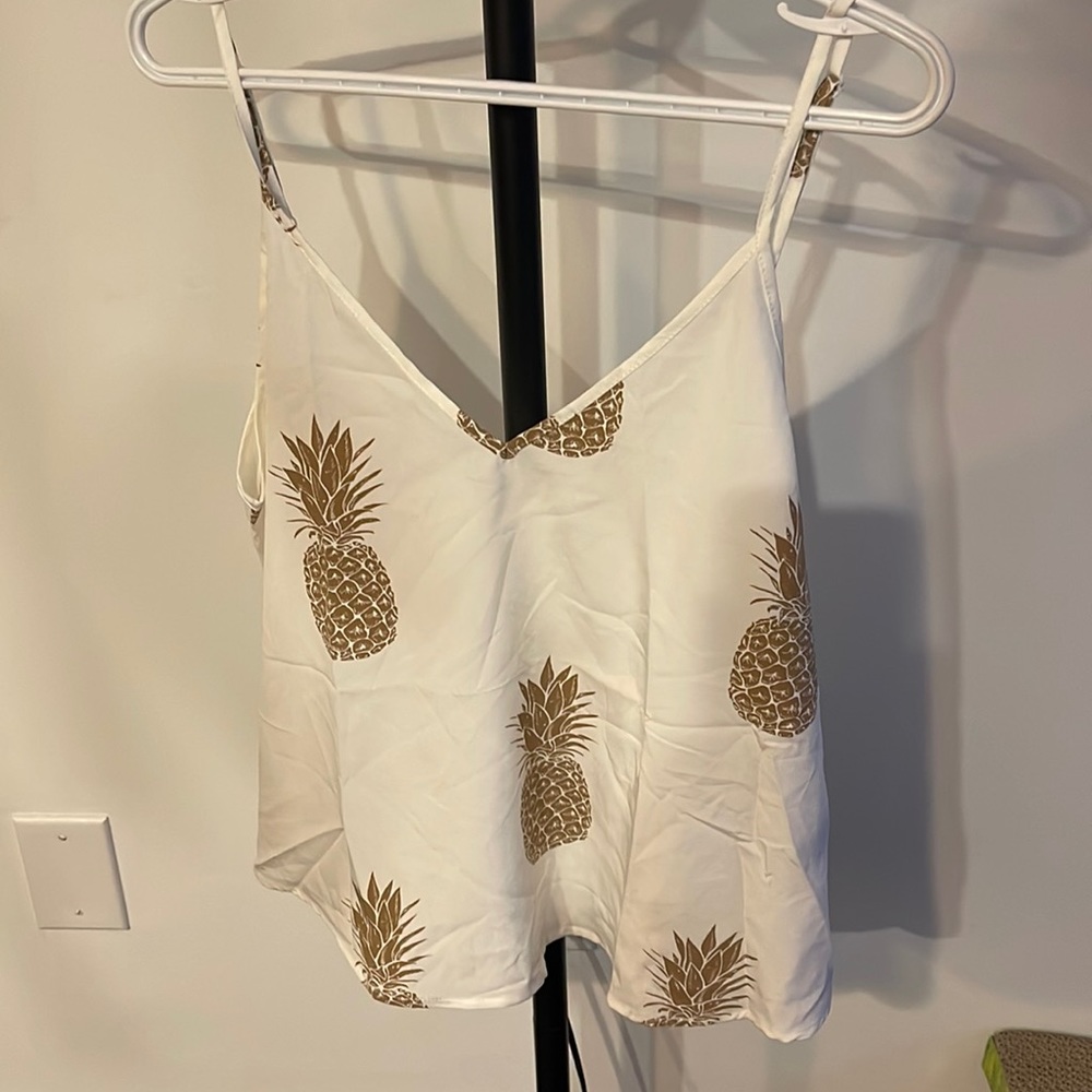 Pineapple Top